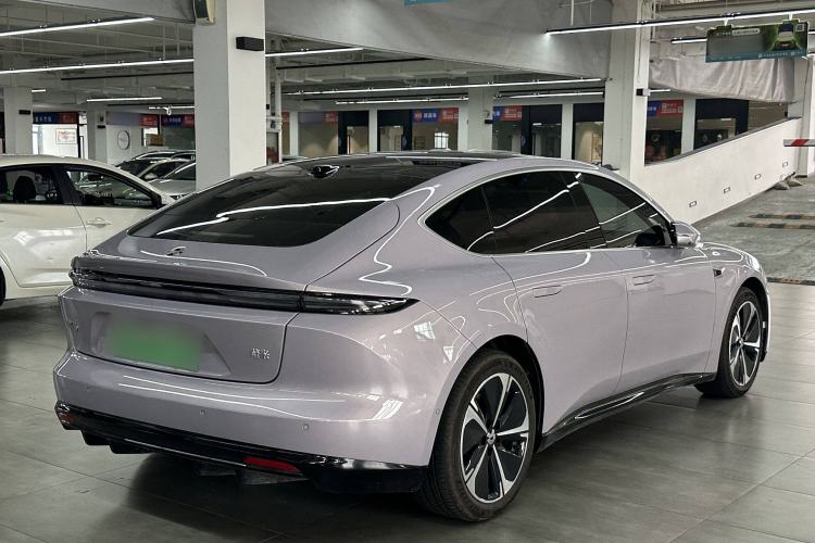 Used Nio ET5 2025 75 kWh Exterior 7