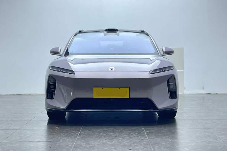 Used Nio ET5 2025 75 kWh Front