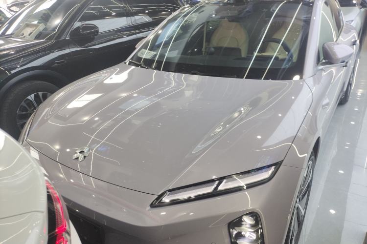 Used Nio ET5 2025 75 kWh Front