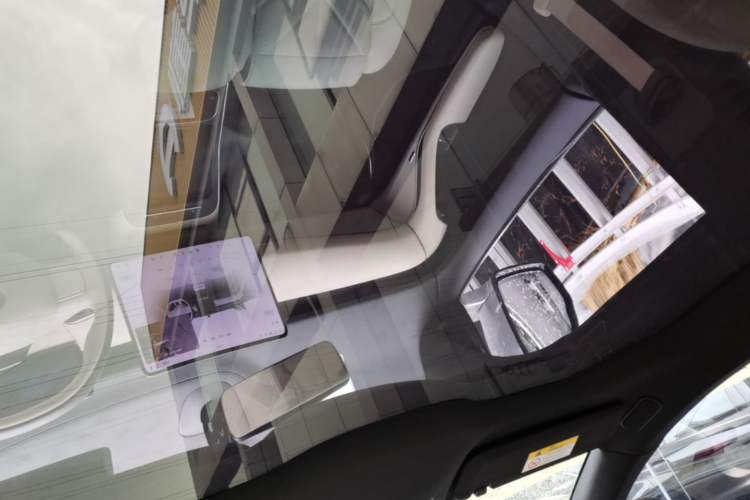Used Nio ET5 2025 75 kWh Headliner