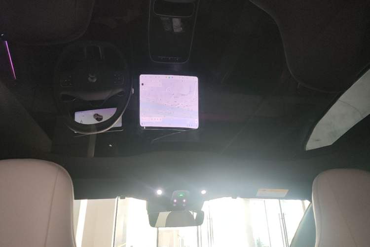 Used Nio ET5 2025 75 kWh Headliner