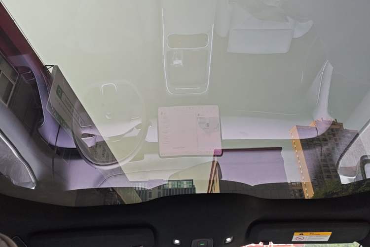 Used Nio ET5 2025 75 kWh Headliner