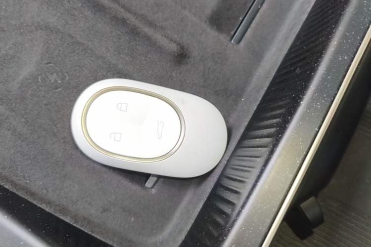 Used Nio ET5 2025 75 kWh Interior 1