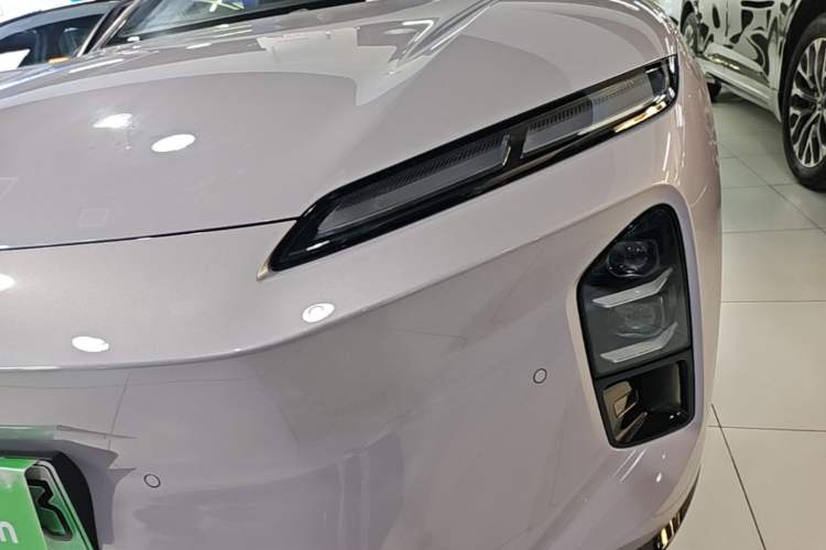 Used Nio ET5 2025 75 kWh Left Front Headlight