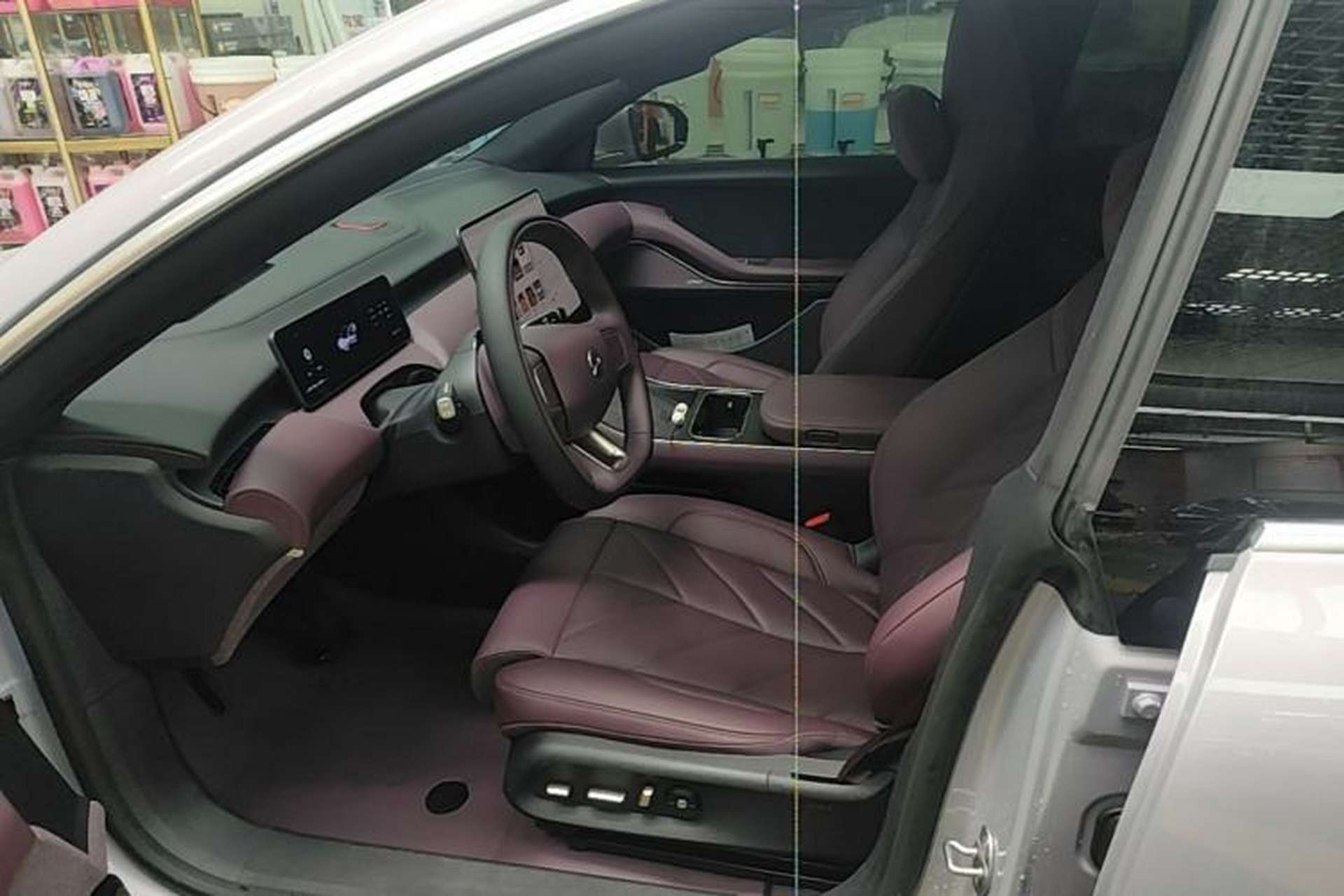Used Nio ET5 2025 75 kWh Left Front Seat