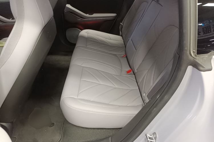 Used Nio ET5 2025 75 kWh Left Rear Seat