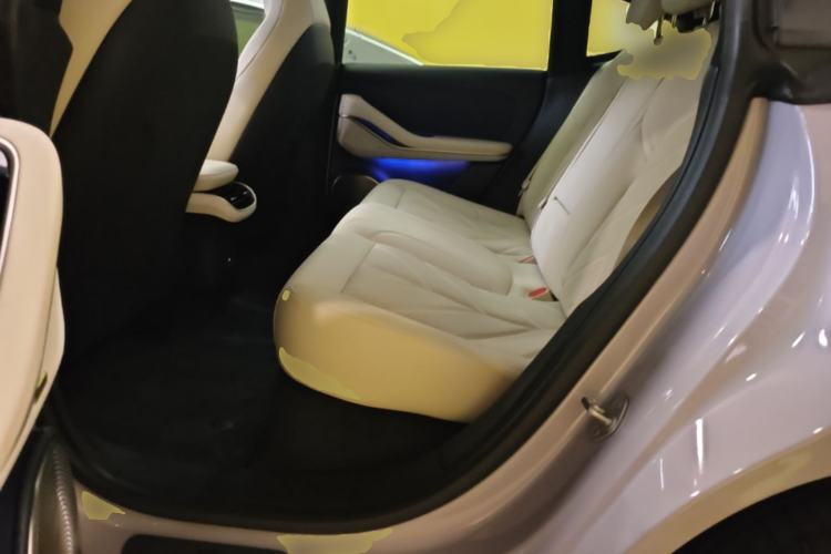 Used Nio ET5 2025 75 kWh Left Rear Seat