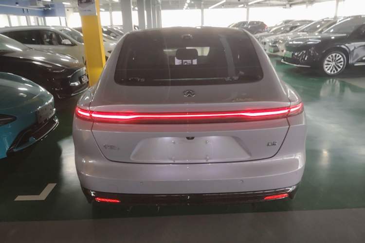 Used Nio ET5 2025 75 kWh Rear
