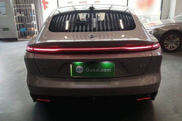 Used Nio ET5 2025 75 kWh Rear