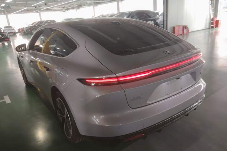 Used Nio ET5 2025 75 kWh Rear Left 45 Deg