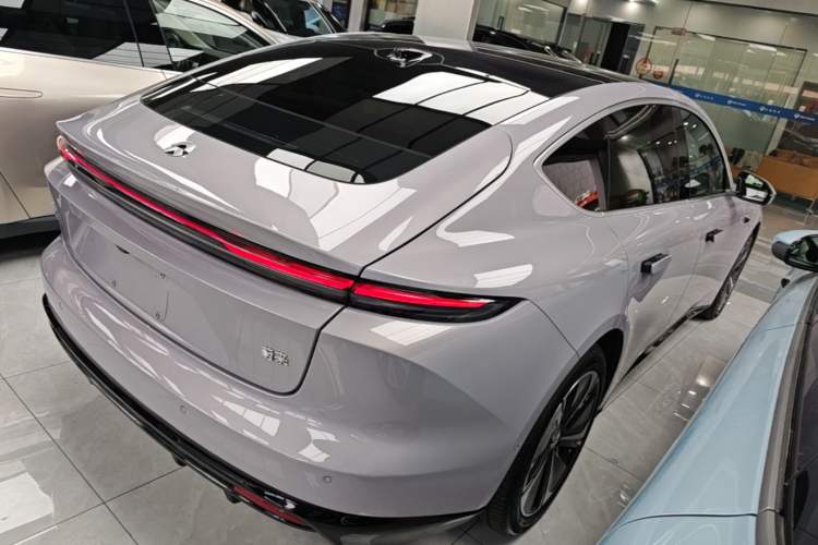 Used Nio ET5 2025 75 kWh Rear Right 45 Deg