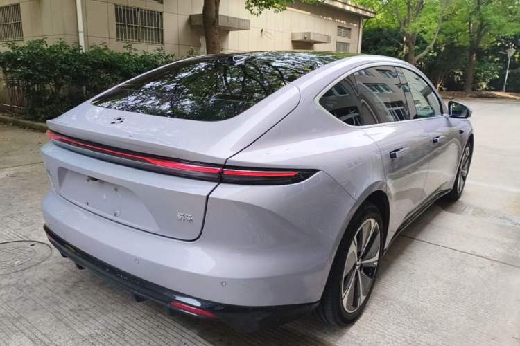 Used Nio ET5 2025 75 kWh Rear Right 45 Deg