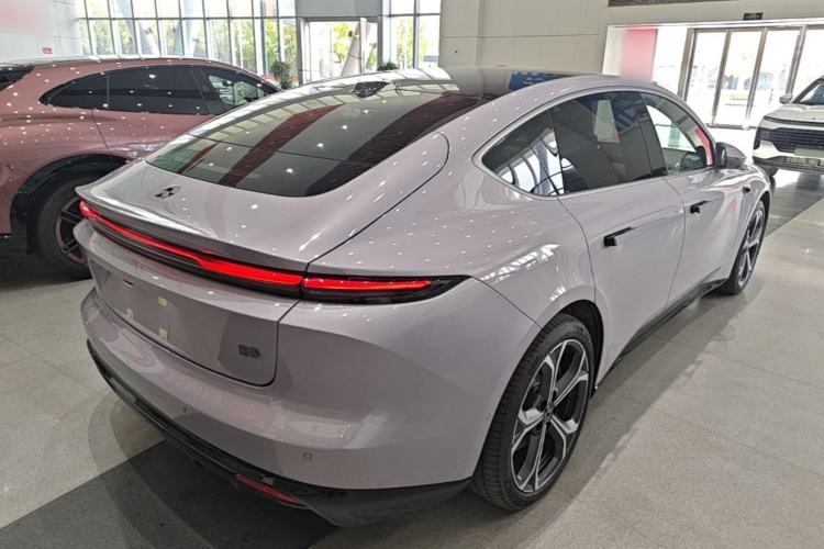 Used Nio ET5 2025 100 kWh Rear Right 45 Deg