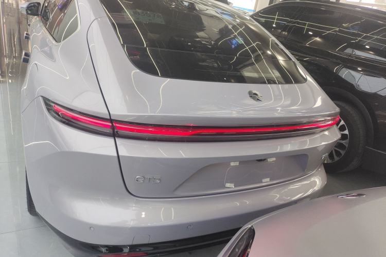 Used Nio ET5 2025 75 kWh Rear