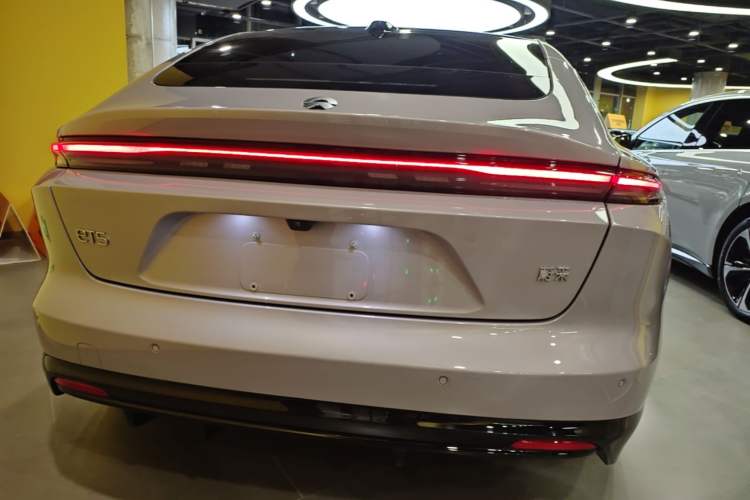 Used Nio ET5 2025 75 kWh Rear