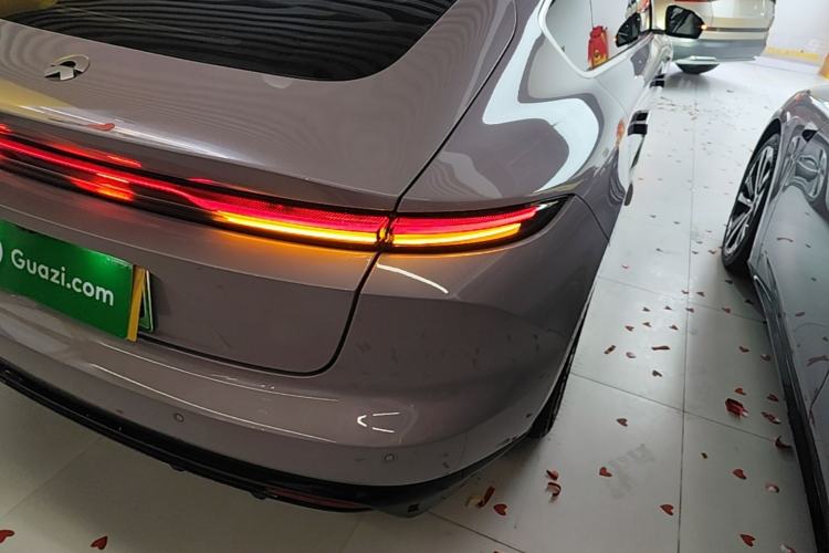 Used Nio ET5 2025 75 kWh Right Rear Taillight