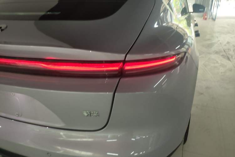 Used Nio ET5 2025 75 kWh Right Rear Taillight