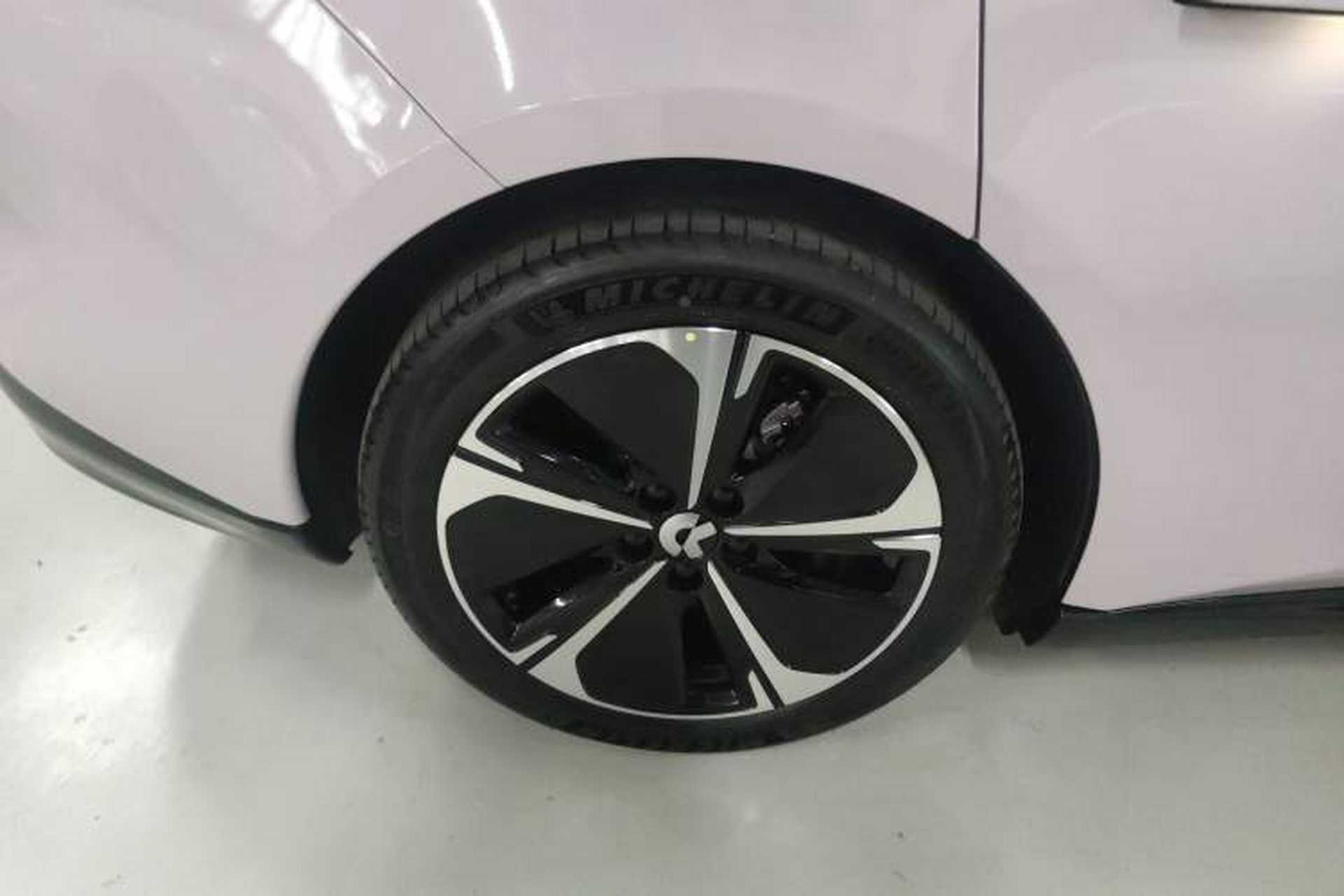 Used Nio ET5 2025 75 kWh Right Rear Wheel Hub