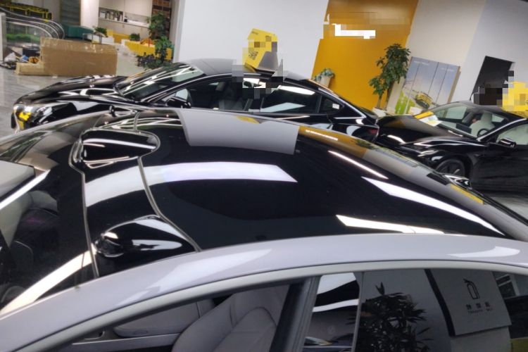 Used Nio ET5 2025 75 kWh Roof