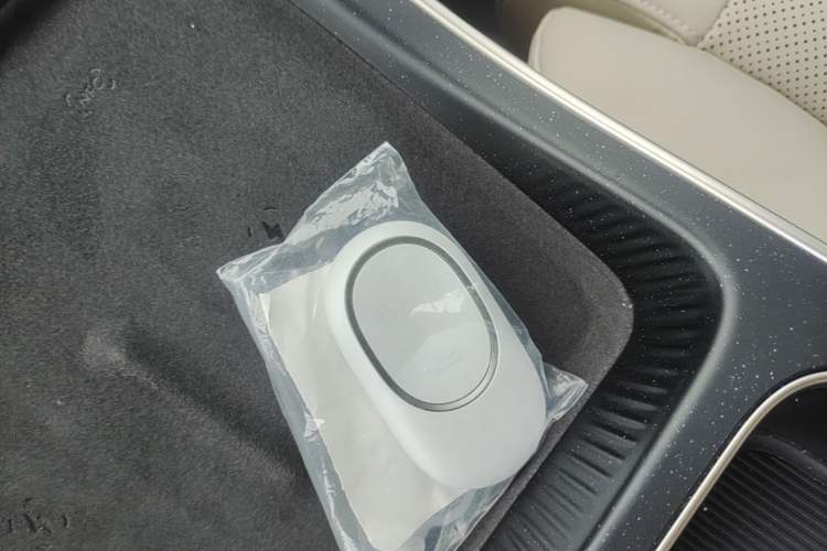 Used Nio ET5 2025 75 kWh Vehicle Key