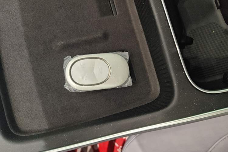 Used Nio ET5 2025 100 kWh Vehicle Key