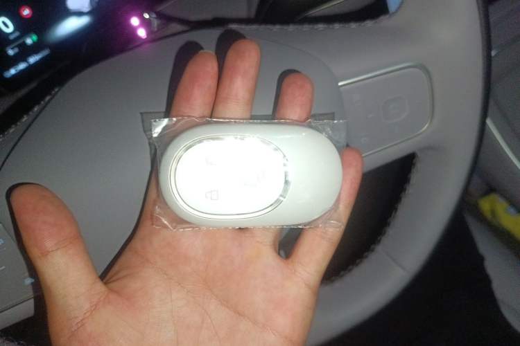 Used Nio ET5 2025 100 kWh Vehicle Key