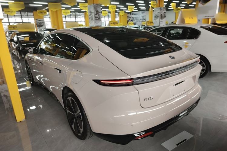 Used Nio ET5 2025 75 kWh Rear Left 45 Deg