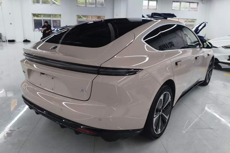 Used Nio ET5 2025 75 kWh Rear Right 45 Deg