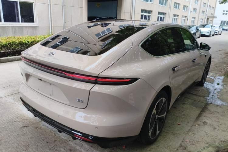 Used Nio ET5 2025 75 kWh Rear Right 45 Deg