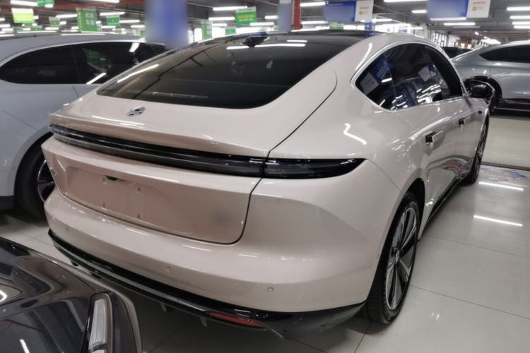Used Nio ET5 2025 75 kWh Rear Right 45 Deg