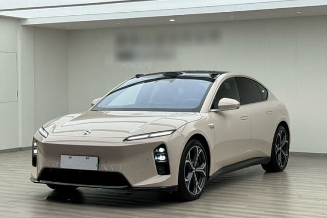 Ojetý Nio ET5 2025 75 kWh