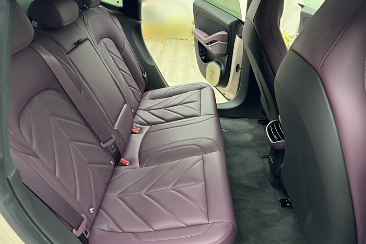 Used Nio ET5 2025 75 kWh Interior 12