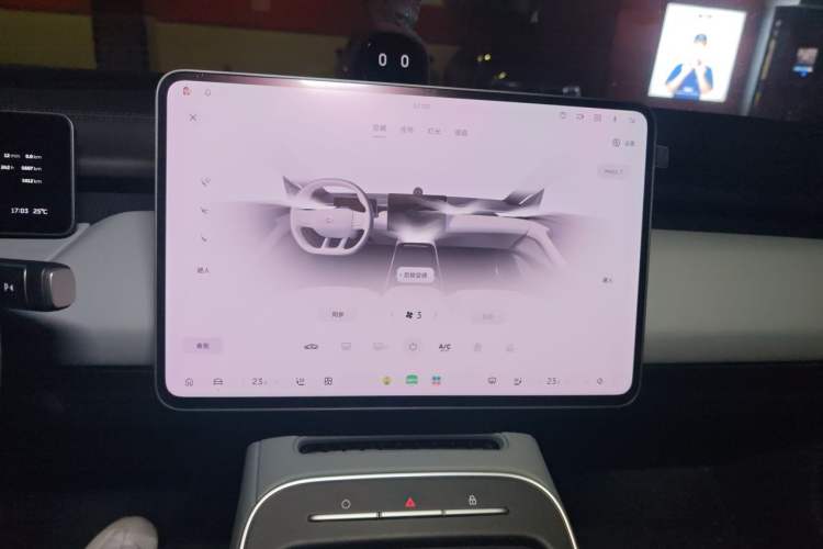 Used Nio ET5 2025 Model Champion Commemorative Edition, 75kWh Audio And AC Panel