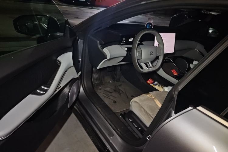 Used Nio ET5 2025 Model Champion Commemorative Edition, 75kWh Driver Seat