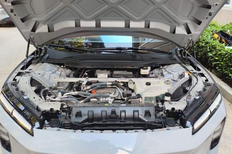 Used Nio ET5 2025 75 kWh Engine Bay