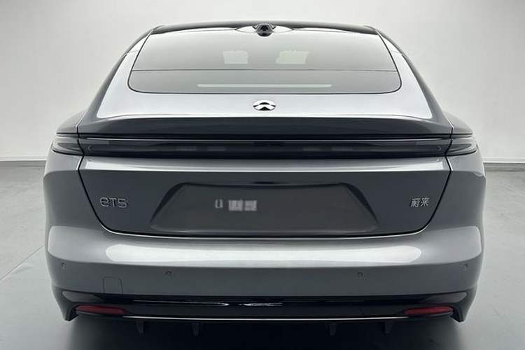 Used Nio ET5 2025 75 kWh Exterior 3