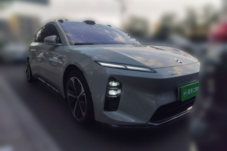 Used Nio ET5 2025 75 kWh Front Right 45 Deg