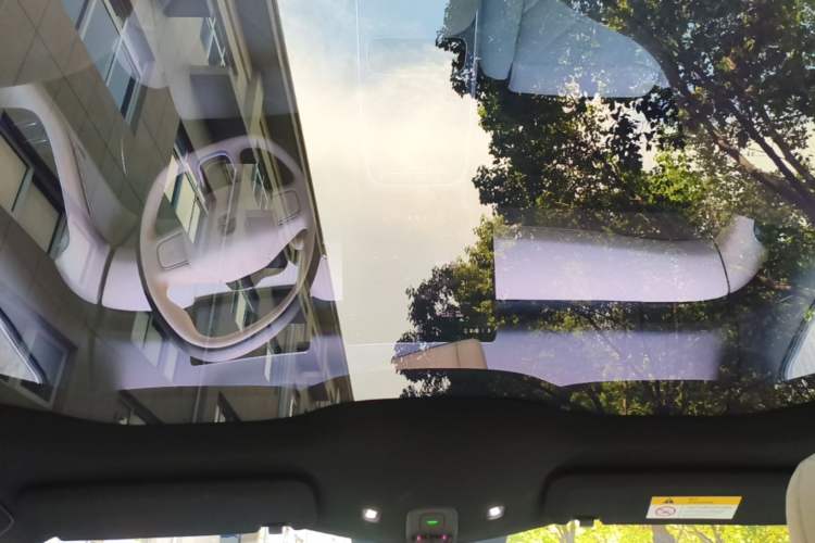 Used Nio ET5 2025 75 kWh Headliner