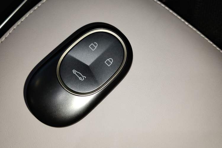 Used Nio ET5 2025 75 kWh Interior 1