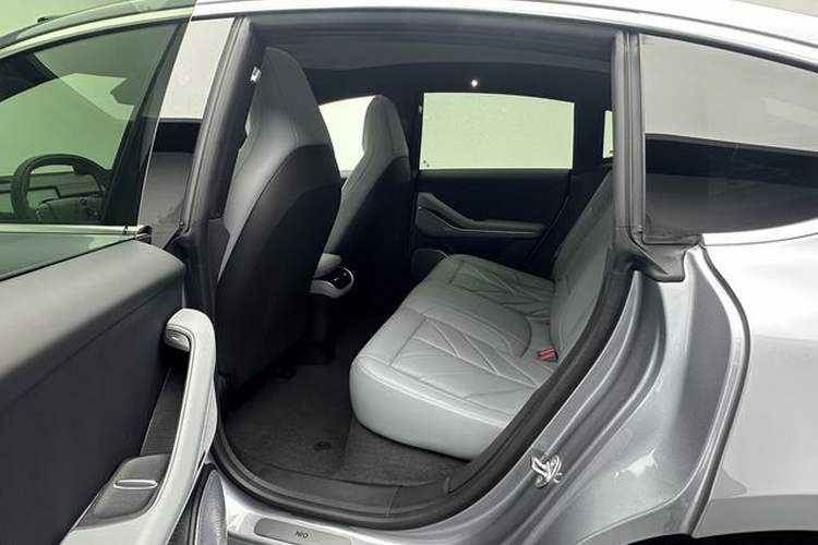 Used Nio ET5 2025 75 kWh Interior 2