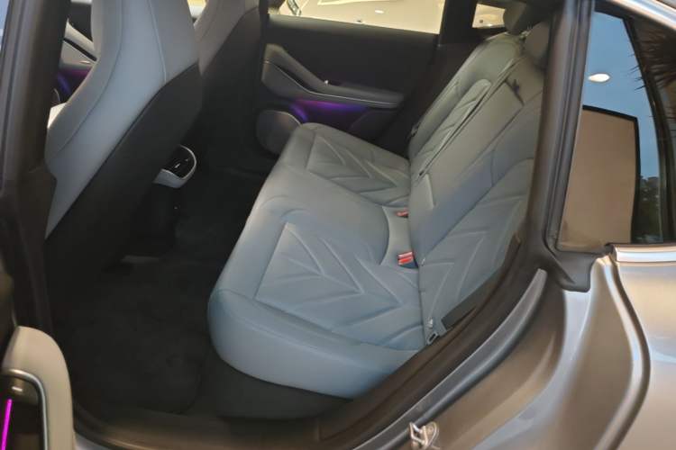 Used Nio ET5 2025 75 kWh Left Rear Seat