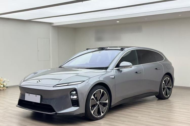 Used Nio ET5 2025 75 kWh Left Side