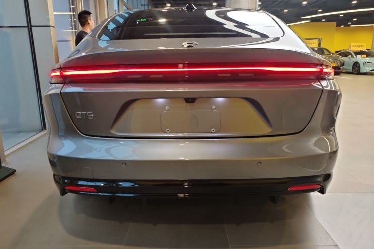 Used Nio ET5 2025 75 kWh Rear