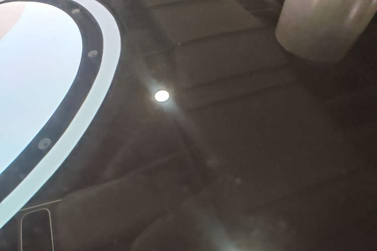 Used Nio ET5 2025 75 kWh Roof