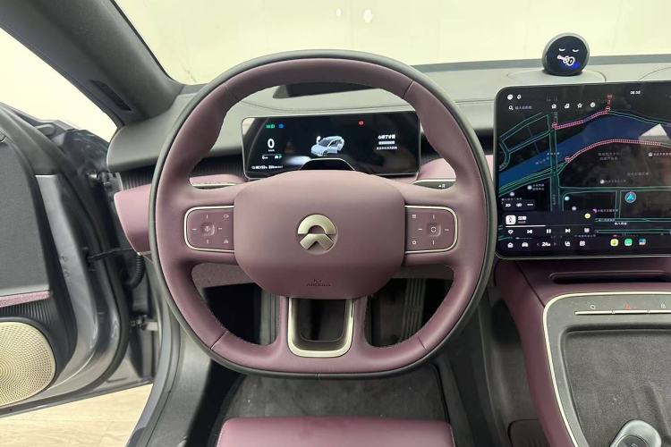 Used Nio ET5 2025 75 kWh Steering Wheel