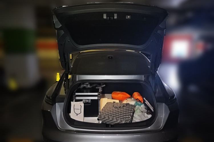 Used Nio ET5 2025 Model Champion Commemorative Edition, 75kWh Trunk