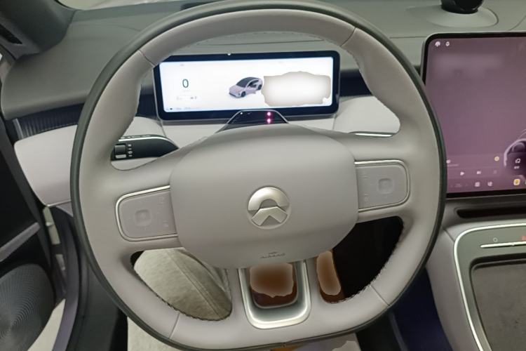 Used Nio ET5 2025 75 kWh Steering Wheel