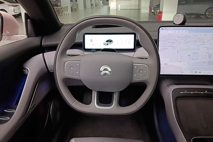 Used Nio ET5 2025 75 kWh Steering Wheel