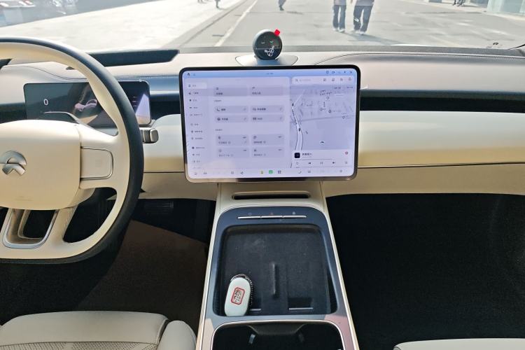 Used Nio ET5 2025 75 kWh Audio And AC Panel
