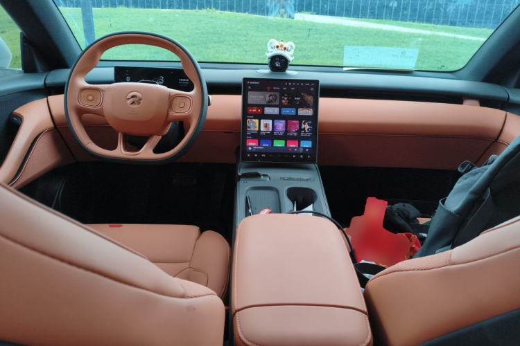 Used Nio ET5 2025 100 kWh Center Console